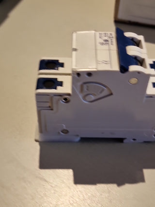 ABL Sursum 2G13UM Leitungsschutzschalter 13A 480Y/277VAC neu1