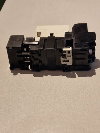 MITSUBISHI ANLASSER S-N10 20A AMP 200-220V SPULE SN10 mit TH-N12 +un-sy21#26