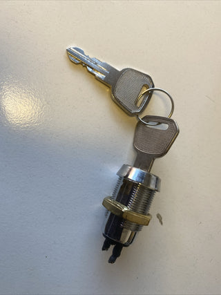 MONACOR NS-30 Schlüsselschalter Components, Energie, Messen und Selbstbau,2