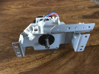 SANYO DENKI STEPSYN 103F7852-7342 Hybrid-Schrittmotor2