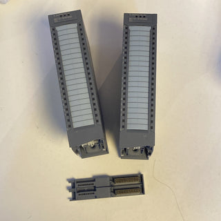 2x Siemens Simatic S7-1500 Digital Input DI 16x24VDC SRC BA 6ES7521-1BH50-0AA0 N5