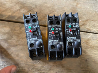 3x Schiele AHS 2.410.600.02 Zeitrelais 0,5–10s / 30–600s geb1