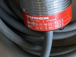 Turck BI10-M30-RZ3X Induktiver Sensor M30 2-Leiter Öffner AC/DC – Gebraucht7