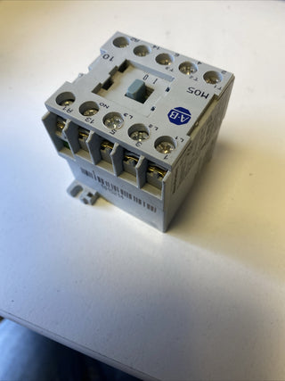 ALLEN-BRADLEY Schütz 100-MO5NZ*3 -unused7