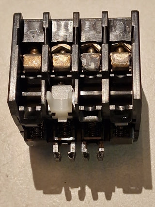 ABB Stotz CA7-04U Hilfskontaktblock Hilfsschalterblock 4-polig 4Ö/4NC Gebraucht3
