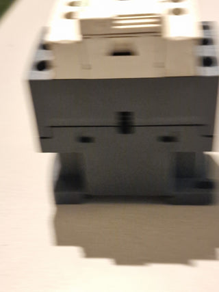Schneider Electric LC1D09E7 Schütz - 48V AC - 9A - TeSys - Gebraucht4