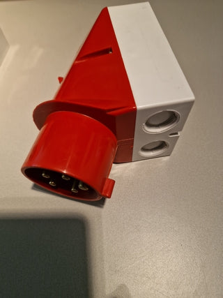 Mennekes 3266 CEE Stecker 32A 3P+N+E 240/415V 6h neu