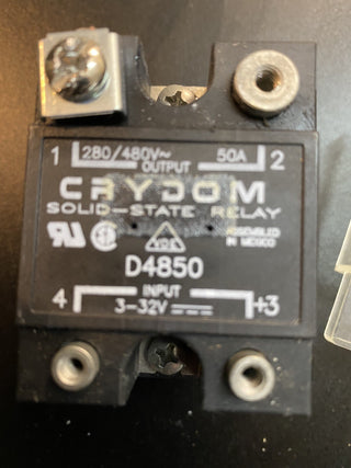Sensata Crydom HS251-D4850 Halbleiterrelais (SSR) mit Kühlkörper | 28A 530VAC2