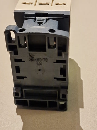 Telemecanique Hilfsschütz CAD32B7 – 24V AC4