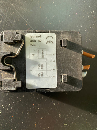 Legrand 348 47 Thermostat 250VAC Temperaturregler geb1