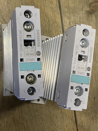 2x Siemens SIRIUS 3RF2320-1BA02 3RF2 320-1BA022