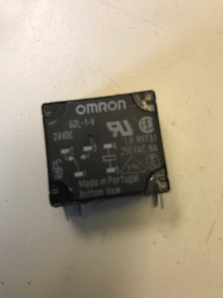 3x OMRON G2L-1-V 24 V / PKL0