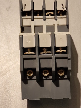 ABB TA25DU-4.0 Thermal Overload Relay 4A 690V 3 Poles #11