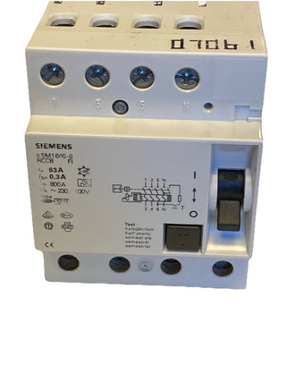 Siemens 5SM1646-6 VFI-Schutzschalter 230V bis 400V 4polig IP40 100A4