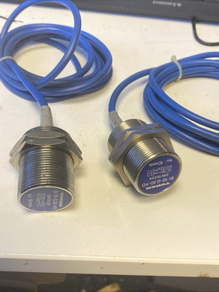 2x Turck Bi10-G30-YO Induktiver Näherungsschalter, 10 mm, DIN 19234, gebraucht2