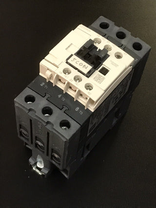Schneider Electric LC1D40AP7 TeSys Deca Leistungsschütz 40A 230V AC – Gebraucht0
