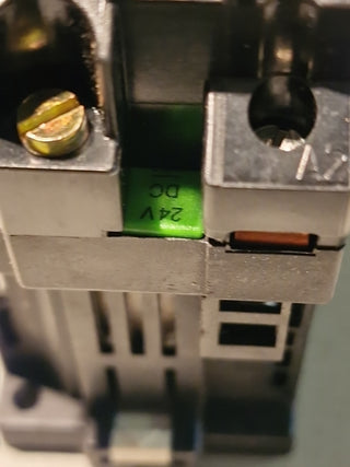 Siemens Hilfsschütz 3TH80 – 24V ungebraucht1