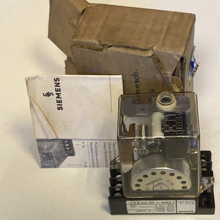 Siemens 7PN5051-1/Z52D Zeitrelais 220V 1–20s 7PN50 neu o. OVP
