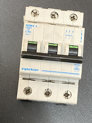 Vynckier Series E C10 Sicherungsautomat | 3-polig | 400V | 6kA2