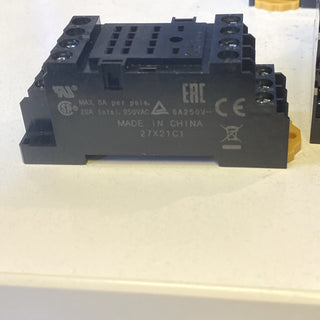 8x NEW  omron  PYFZ-14-E relay2