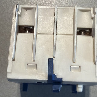 3x Schneider Electric LA1KN11 Hilfsschalterblock – GEBRAUCHT1