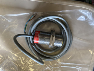 Turck BI10-M30-RZ3X Induktiver Sensor M30 2-Leiter Öffner AC/DC – Gebraucht0
