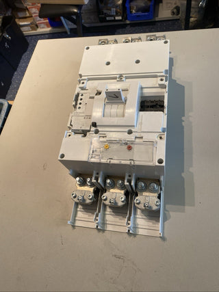 Eaton Moeller NZMN4-AE1250 Leistungsschalter 1250A + NZM4-XUHIV Unterspannung