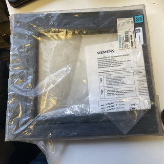 SIEMENS 3VL9600-8BG00 Abdeckrahmen, Türausschnitt, IP40, Leistungsschalter der S1