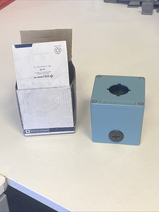Schneider Electric XAPM1601 Gehäuse Metall 1x 30,5mm neu4