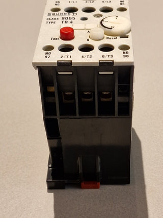 Quadratisch D Klasse 9065 Typ TR 4#23