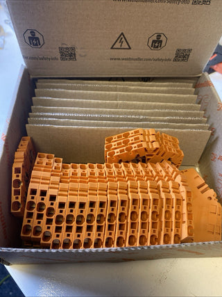 22x Weidmüller Durchgangs-Reihenklemme ZDU 4-2/3AN OR (1770870000) – NEU