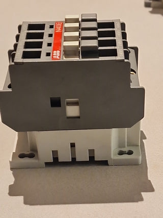 ABB  N40E   220-230-240V  R80#13