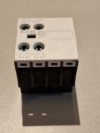 2x Eaton DILA-XHI11 Hilfsschalterblock 1 Schließer, 1 Öffner 4 A steckbar0