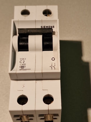 1x Siemens 5SX2202-7 Leitungsschutzschalter MCB C2 2A 2-polig 6kA gebraucht0