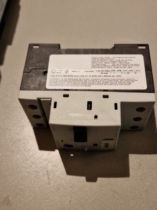 Siemens 3RV1011-1EA10 E-Stand 01 Leistungsschalter -used-1
