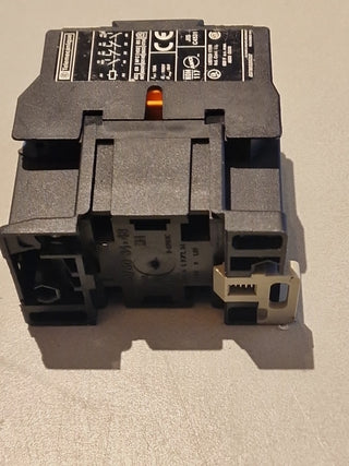 Telemecanique - CA2DN22 - Leistungsschütz 220-230V 50Hz - gebraucht#24