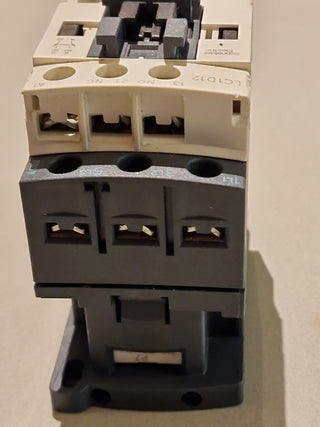 Schneider Electric Schütz, LC1D12P7 Leistungsschütz, 12A, 5,5kW3