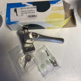 AXA Raamsluiting links nikkel mat met nok 8714186045473 neu0