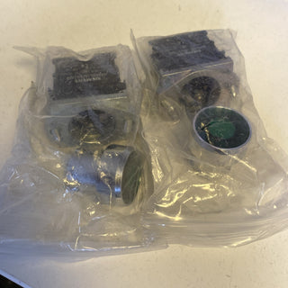 2x SIEMENS 3SB6 Drucktaster Leuchtdrucktaster Komplettgerät Flach Gelb NEU2