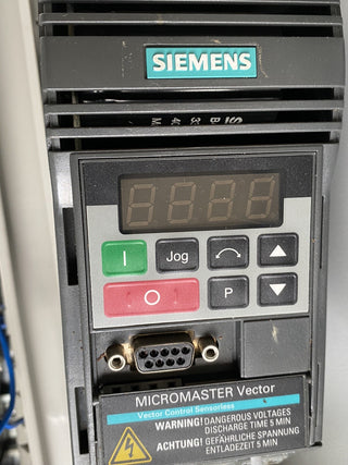 Siemens Micromaster Vector 6SE3213-6BA40 0,75kW + LOGO! Power 24V 2.5A 6EP1332-14