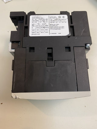 Siemens Sirius Leistungsschütz 3RT1025-3BB40 | 24V DC | 7,5kW | Gebraucht1
