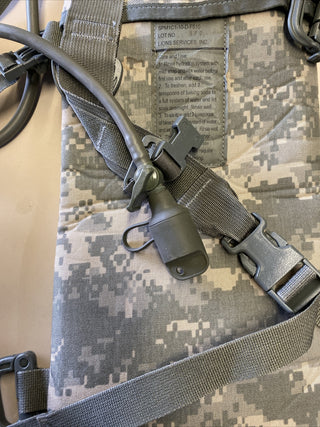 US-Army, Molle II Trinksystemträger, mit 3L, 100oz.17