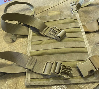 Eagle Industries US ARMY Resource Center Drop Leg Panel Assembly8415-01-529-16057
