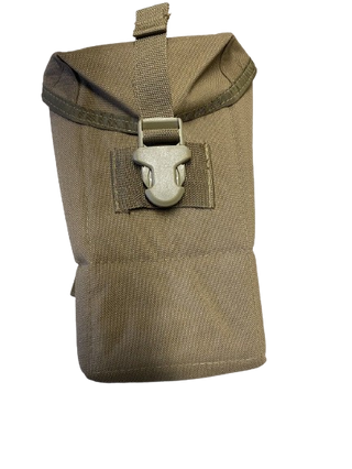 Gepolstertes Optiketui MOLLE Coyote USMC Sterile NOS.jpg