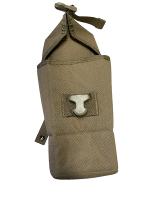 Gepolstertes Optiketui MOLLE Coyote USMC Sterile NOS.jpg