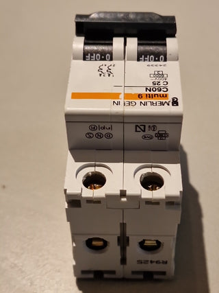 Merlin Gerin C60N C25 Leitungsschutzschalter 2-polig (24346) LS-Schalter2