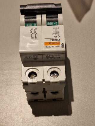 Merlin Gerin 24254 multi9 C60N Leitungsschutzschalter C10#32