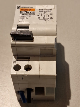 Merlin Multi9 C16 DPNA Vigi – FI/LS Kombischalter0
