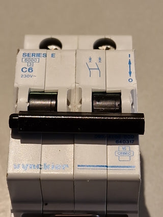 Vynckier 4206-000 640317 series E circuit breaker C6 #30