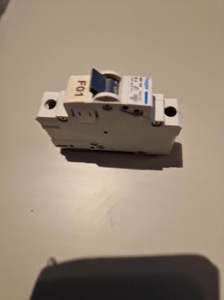 Hager Leitungsschutzschalter MB 106 B6  230/400V#31